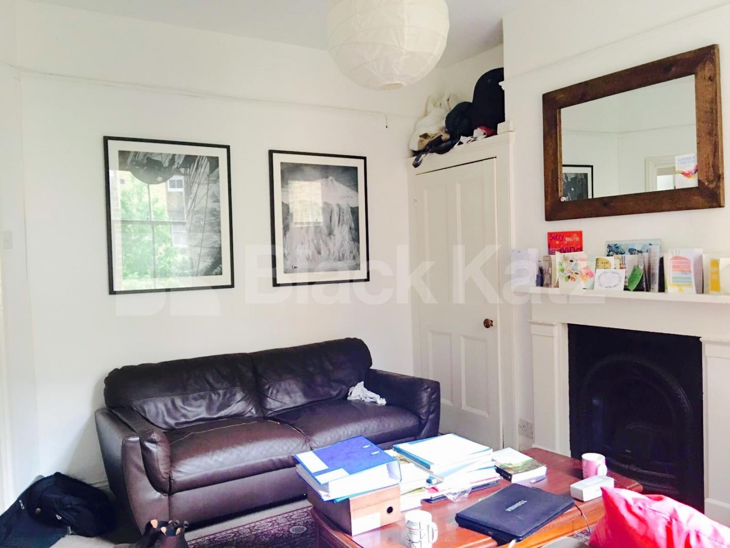 			LET, 2 Bedroom, 1 bath, 1 reception Apartment			 Warriner Gardens, Battersea